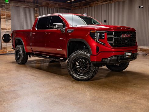 Used 2022 GMC Sierra 1500 Elevation w/ Elevation Premium Package image 1