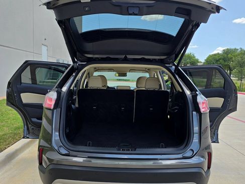 Used 2019 Ford Edge SEL w/ Equipment Group 201A AWD/4WD image 11