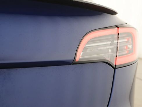 Used 2021 Tesla Model 3 Standard Range Plus RWD image 31