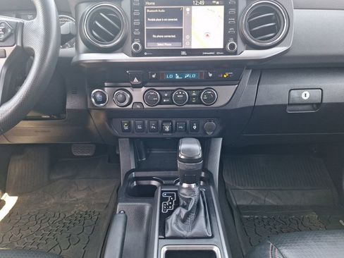 Used 2020 Toyota Tacoma TRD Pro AWD/4WD image 18