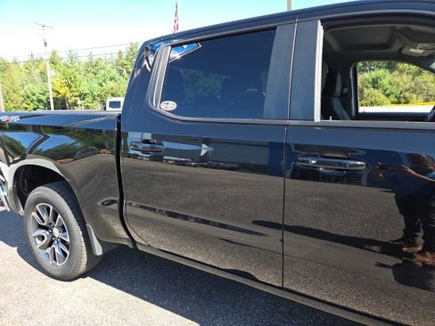 Used 2024 Chevrolet Silverado 1500 LT AWD/4WD image 33