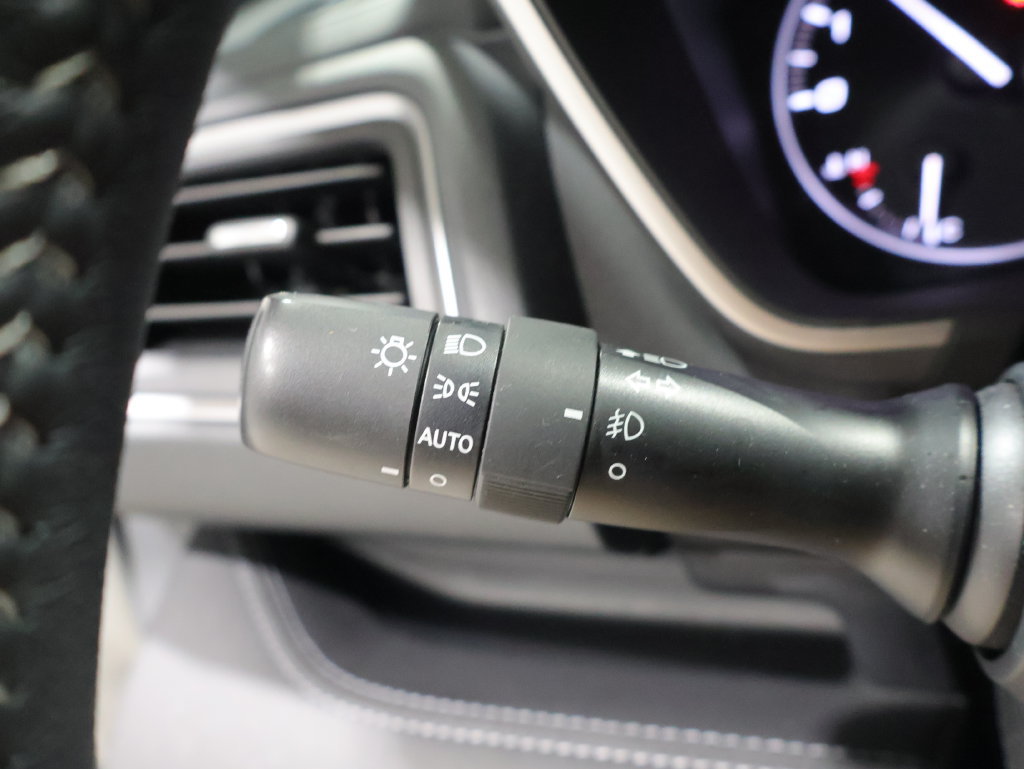 Used 2025 Subaru Ascent Limited AWD/4WD image 37
