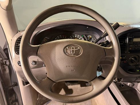 Used 2004 Toyota Tundra SR5 AWD/4WD image 16