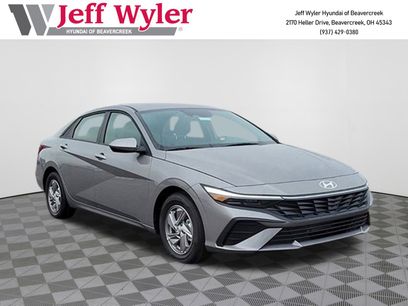 Used 2025 Hyundai Elantra SE