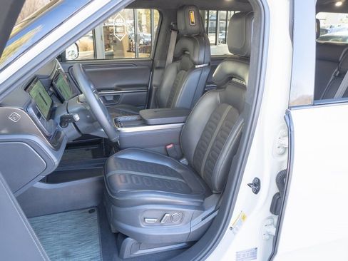 Used 2024 Rivian R1S Adventure image 8