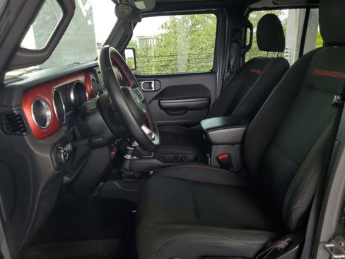 Used 2021 Jeep Gladiator Rubicon w/ Safety Group AWD/4WD image 18