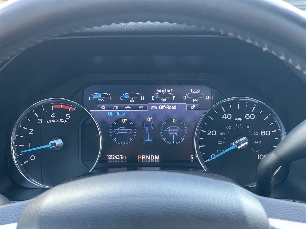 Used 2020 Ford F450 Platinum w/ FX4 Off-Road Package AWD/4WD image 24