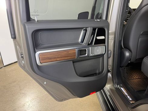 Used 2025 Mercedes-Benz G 63 AMG 4MATIC image 19