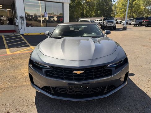 Used 2023 Chevrolet Camaro LT image 3