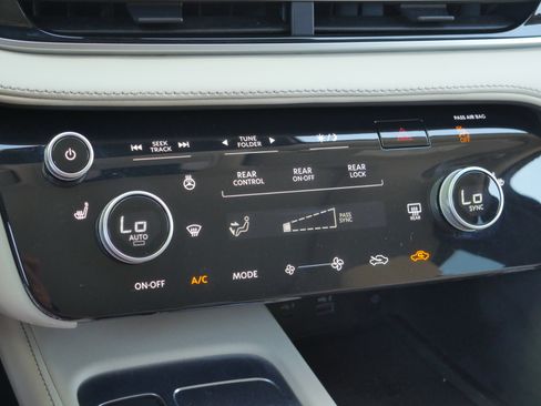 Used 2024 INFINITI QX60 Luxe AWD/4WD image 14