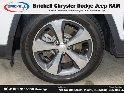 Used 2019 Jeep Cherokee Limited image 33