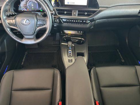 Used 2025 Lexus UX 300h FWD w/ Accessory Package (Z2) image 10