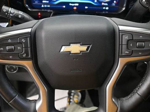 Used 2024 Chevrolet Silverado 1500 LT AWD/4WD image 10