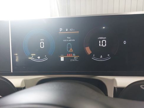 Used 2025 Hyundai Tucson SEL AWD/4WD image 19