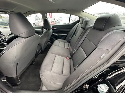 Used 2022 Nissan Altima 2.5 SV FWD image 28