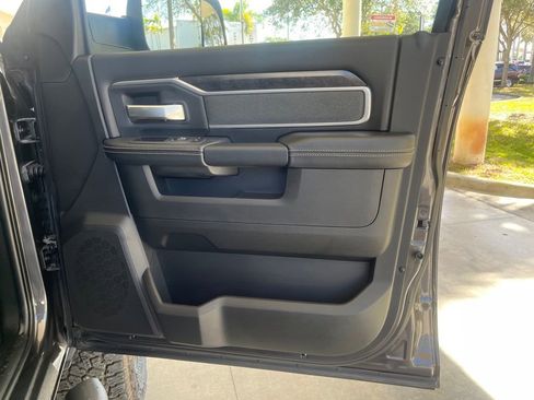 New 2022 RAM 2500 Big Horn w/ Level C Equiment Group image 24