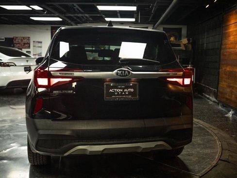 Used 2021 Kia Seltos LX AWD/4WD image 6