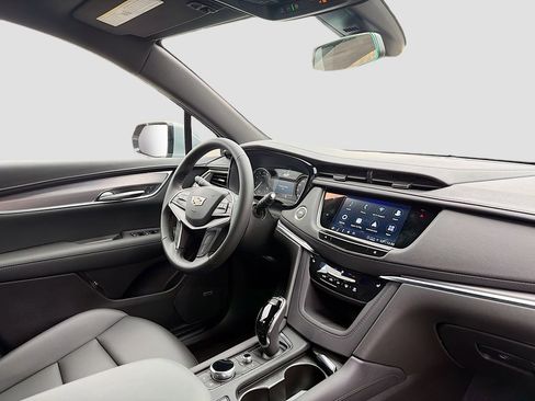 New 2026 Cadillac XT5 Luxury image 29