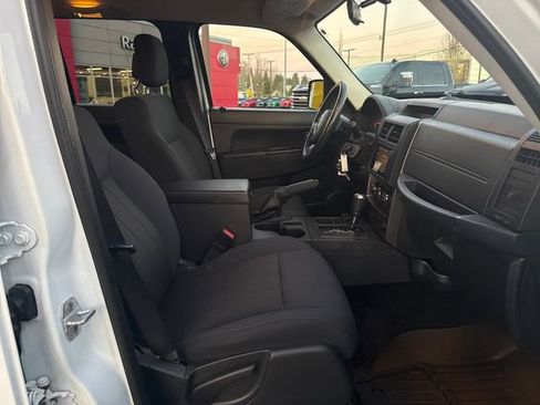 Used 2012 Jeep Liberty Sport w/ Popular Equipment Group image 11