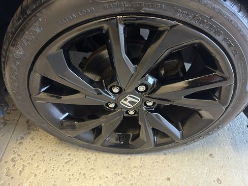 Used 2019 Honda Civic Sport image 32