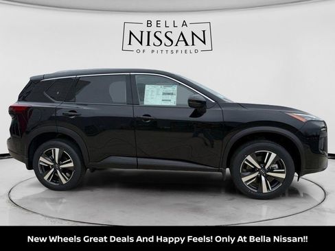 New 2025 Nissan Rogue SL w/ Tech Package AWD/4WD image 2