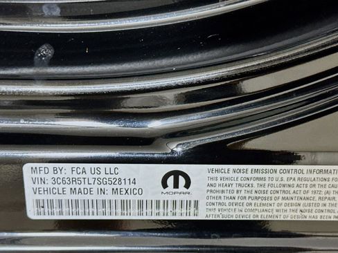 Used 2025 RAM 2500 Limited image 32