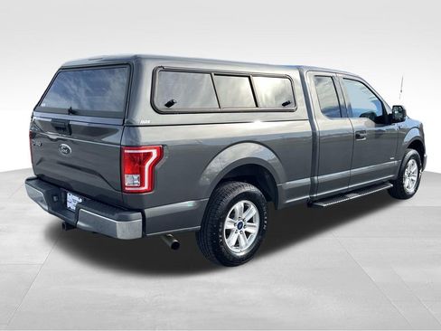 Used 2016 Ford F150 XLT image 3