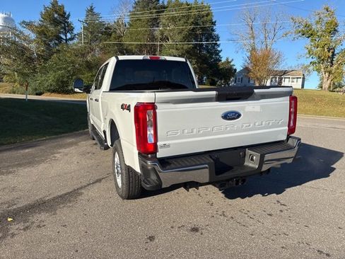 New 2026 Ford F350 XLT image 7