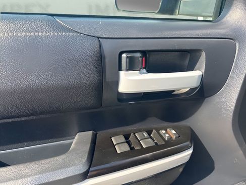 Used 2019 Toyota Tundra SR5 image 25