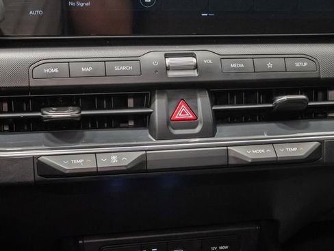 Used 2025 Kia K4 EX FWD image 18