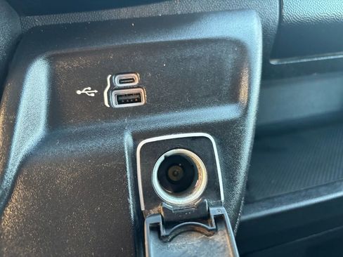 Used 2023 RAM ProMaster 2500 image 29