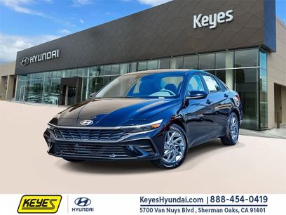 New 2025 Hyundai Elantra Blue