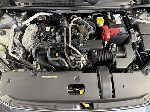 Used 2023 Nissan Sentra SR w/ SR Premium Package FWD image 28