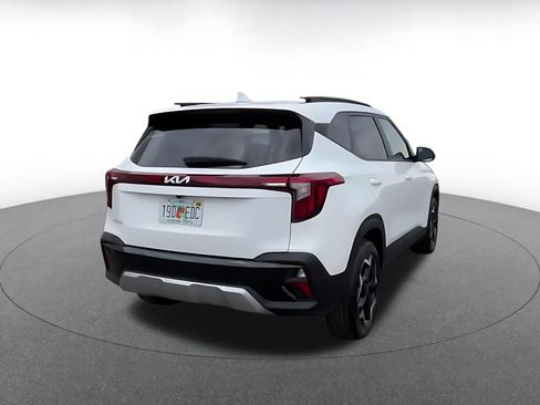 Used 2025 Kia Seltos S FWD image 13