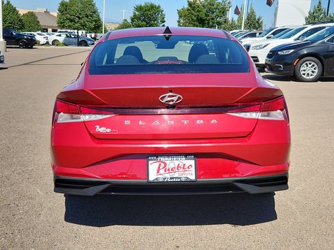 Used 2021 Hyundai Elantra SEL w/ Convenience Package FWD image 15