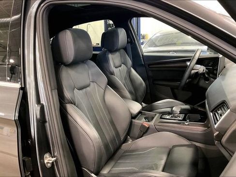 Certified 2023 Audi Q5 2.0T Premium Plus w/ Premium Plus Package image 7