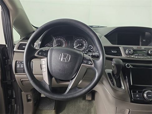 Used 2016 Honda Odyssey EX image 10