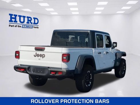 Used 2026 Jeep Gladiator Rubicon AWD/4WD image 4