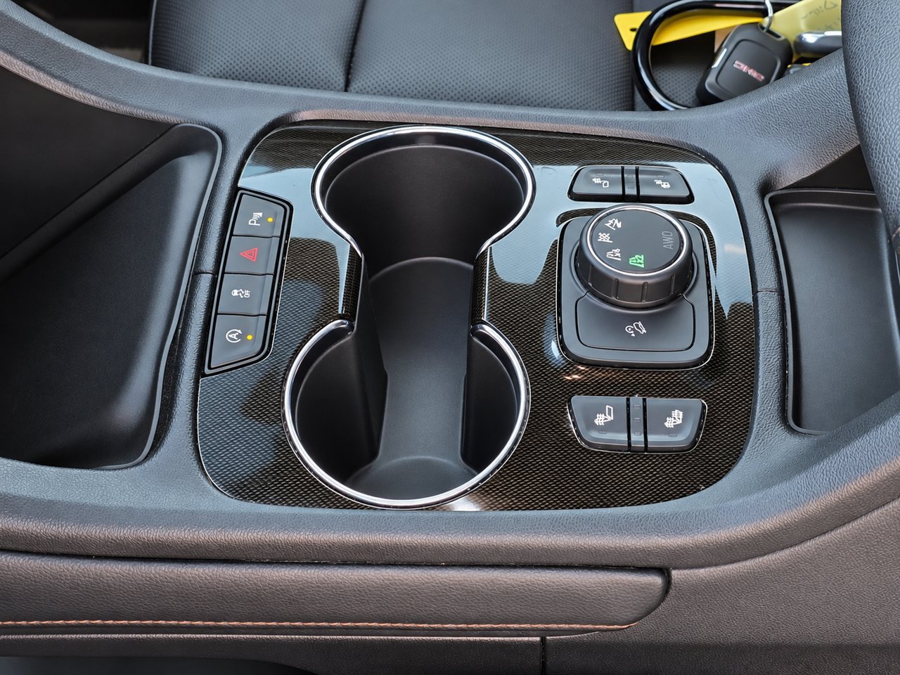 Used 2020 GMC Acadia AT4 w/ LPO, Floor Liner Package AWD/4WD image 22