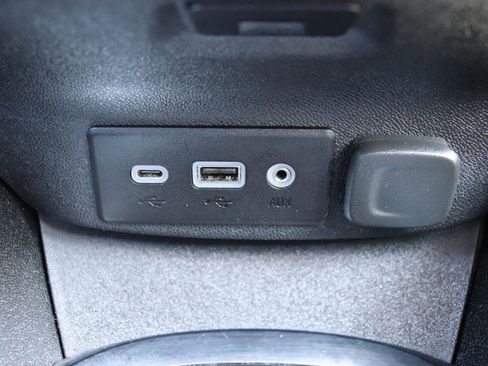 Used 2025 Chevrolet Malibu LT FWD image 36