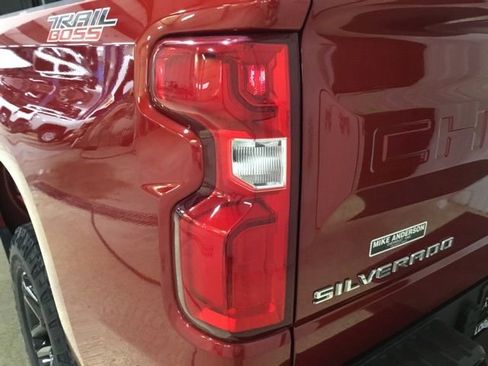 Used 2021 Chevrolet Silverado 1500 Custom Trail Boss image 16