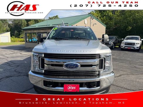 Used 2018 Ford F350 XLT AWD/4WD image 10
