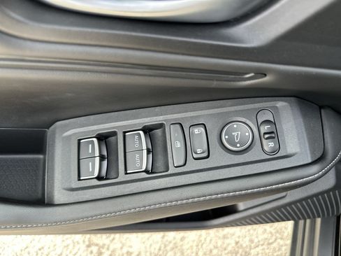 Used 2025 Honda Accord Sport image 15