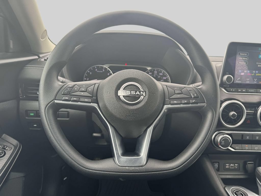 Used 2025 Nissan Sentra SV FWD image 13