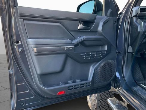 New 2025 Toyota Tacoma TRD Sport image 10