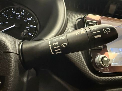 Used 2023 Nissan Kicks SV image 20