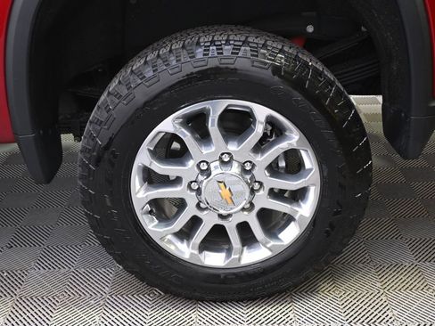 Used 2025 Chevrolet Silverado 3500 LTZ w/ LTZ Premium Package AWD/4WD image 20