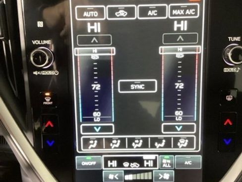 Used 2024 Subaru Crosstrek 2.0i Premium image 23