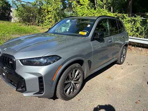 Used 2026 BMW X5 M60i AWD/4WD image 2