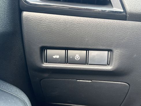New 2026 Nissan Sentra SV w/ SV Convenience Package FWD image 11